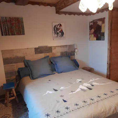 Nocleg ze śniadaniem Le Mont De La Source 3*