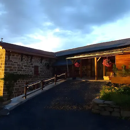 Le Mont De La Source Nocleg ze śniadaniem
