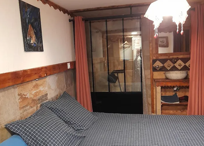 Le Mont De La Source 3*