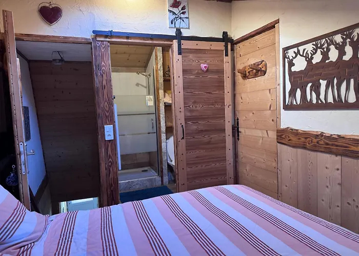 Le Mont De La Source