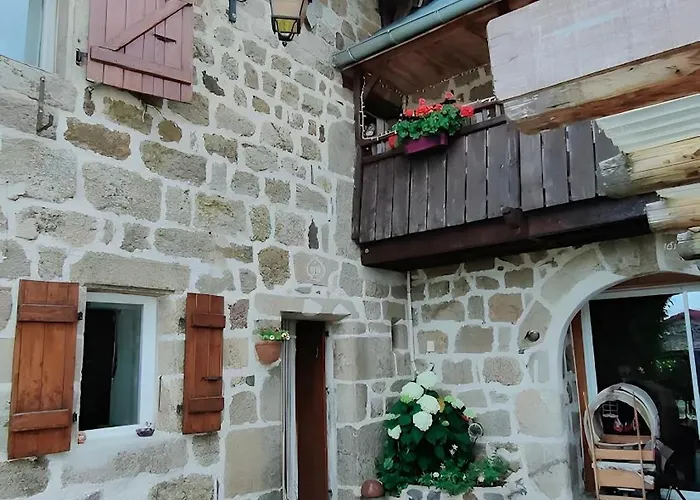 Le Mont De La Source